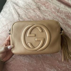 Gucci Soho Disco Crossbody in Nude